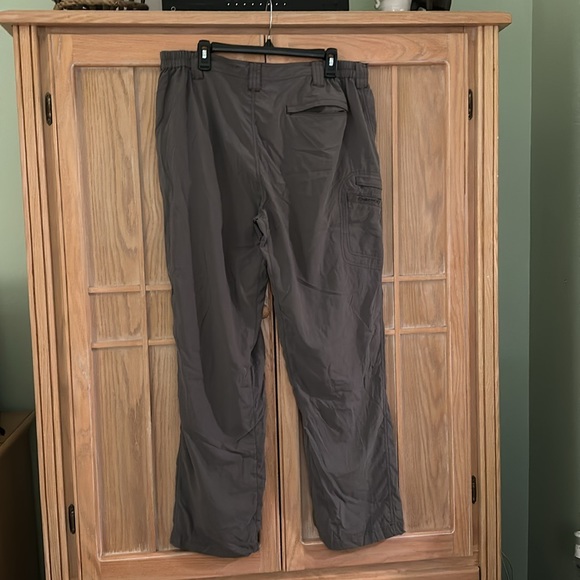 Men’s gray nylon pants - Picture 2 of 5
